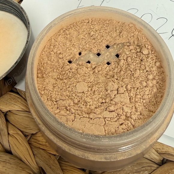 Laura Mercier Powder Translucent Glow Loose Setting Loose Makeup set neutral - Picture 2 of 3